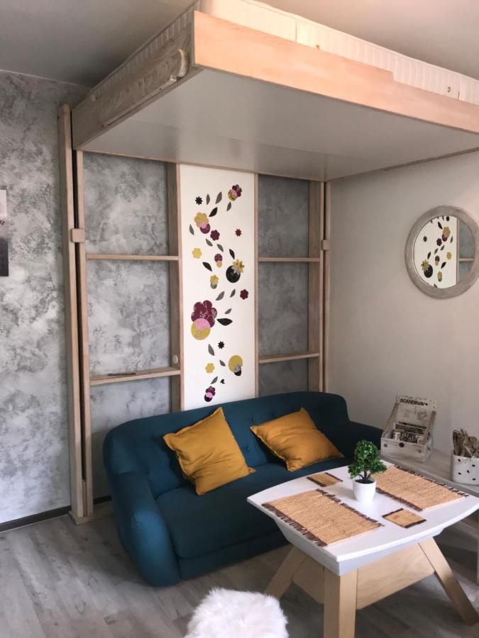 Joli Studio Scandinave ميلي-لا-فوريه المظهر الخارجي الصورة